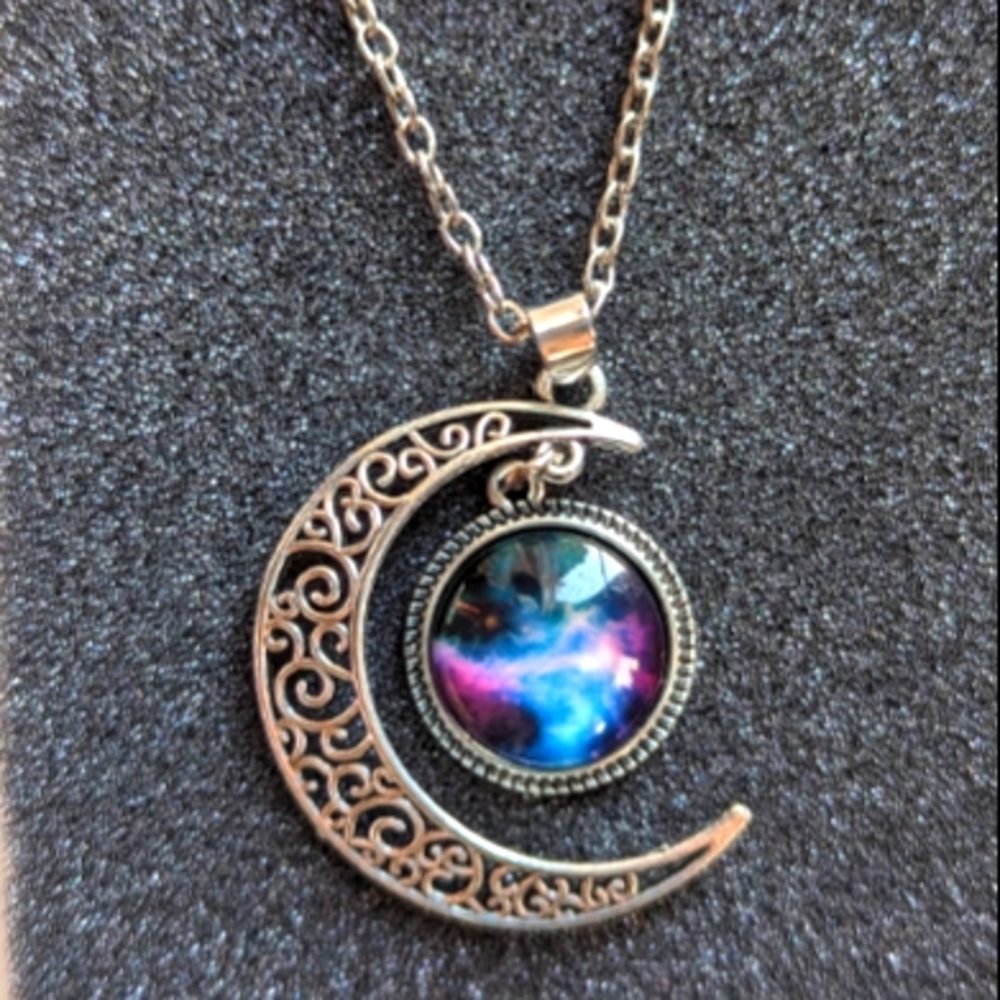 Fashion Jewerly Solar crescent moon necklace